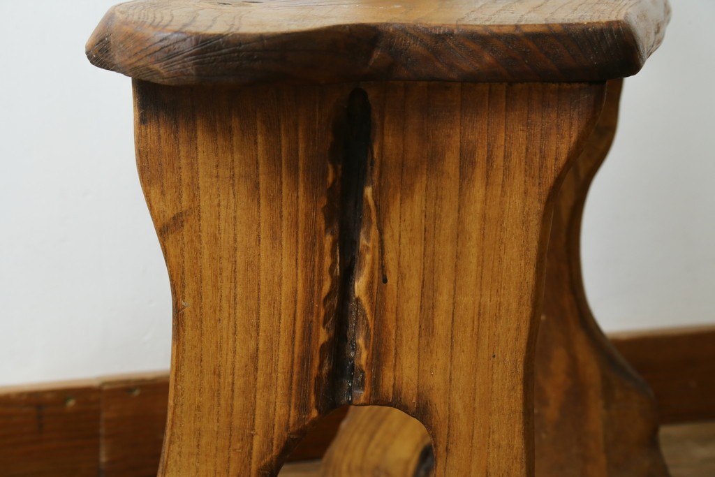 和製ビンテージ　総桐(キリ)材　ほっこりとするような木の味わいが魅力的な民芸スツール　(R-080062)