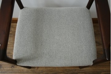 和製ヴィンテージ　希少な廃番品!!　CONDE HOUSE(カンディハウス)　ゴルファーシリーズ　北欧風のおしゃれなデザインが素敵なアームチェア　(R-080063)