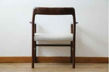 和製ヴィンテージ　希少な廃番品!!　CONDE HOUSE(カンディハウス)　ゴルファーシリーズ　北欧風のおしゃれなデザインが素敵なアームチェア　(R-080063)