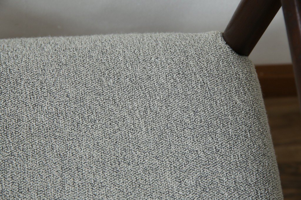 和製ヴィンテージ　希少な廃番品!!　CONDE HOUSE(カンディハウス)　ゴルファーシリーズ　北欧風のおしゃれなデザインが素敵なアームチェア　(R-080063)