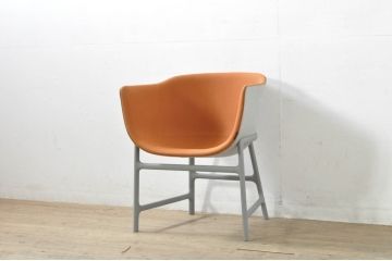 中古　デンマーク　FRITZ HANSEN(フリッツ・ハンセン)　CECILIE MANZ(セシリエ・マンツ)　minuscule(ミナスキュール)　洗練されたデザインが空間のアクセントになるラウンジチェア(アームチェア、ダイニングチェア、椅子、イス)(R-080064)