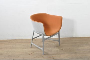 中古　デンマーク　FRITZ HANSEN(フリッツ・ハンセン)　CECILIE MANZ(セシリエ・マンツ)　minuscule(ミナスキュール)　洗練されたデザインが空間のアクセントになるラウンジチェア(アームチェア、ダイニングチェア、椅子、イス)(R-080064)