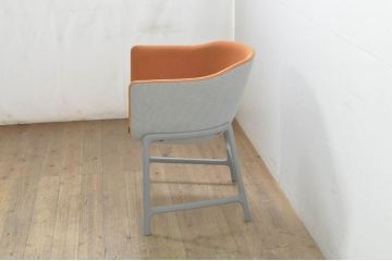 中古　デンマーク　FRITZ HANSEN(フリッツ・ハンセン)　CECILIE MANZ(セシリエ・マンツ)　minuscule(ミナスキュール)　洗練されたデザインが空間のアクセントになるラウンジチェア(アームチェア、ダイニングチェア、椅子、イス)(R-080064)