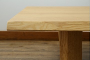 中古　美品　柏木工(KASHIWA)　THE ZEN(座膳)シリーズ　タモ材・オーク材　自然美を感じる木目と堅牢なつくりが魅力の膳テーブル　定価約34万円　(R-080069)
