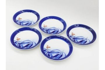 戦前　オールド香蘭社　有田焼　染付　菊　約19cm　6.1寸　落ち着いた佇まいの中皿5枚セット(金彩、花、シダ、植物、和皿、和食器、裏印、六寸一分)(R-080072)