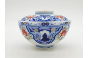 戦前　オールド香蘭社　有田焼　染付　色絵　約11cm　3.4寸　食卓を華やかに彩る蓋付き茶碗4客セット(瓢箪、ひょうたん、唐草、花、蓋茶碗、器、どんぶり、和食器、裏印、三寸四分)(R-080073)
