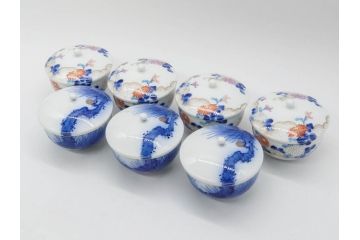 戦前　オールド香蘭社　有田焼　染付　色絵　金彩　松　花　上品な雰囲気の蓋付き湯呑み7客セット(菊、松葉、松の実、湯のみ、煎茶、和食器、裏印)(R-080074)