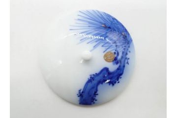 戦前　オールド香蘭社　有田焼　染付　色絵　金彩　松　花　上品な雰囲気の蓋付き湯呑み7客セット(菊、松葉、松の実、湯のみ、煎茶、和食器、裏印)(R-080074)