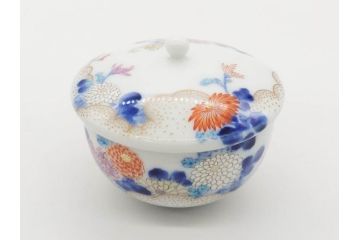 戦前　オールド香蘭社　有田焼　染付　色絵　金彩　松　花　上品な雰囲気の蓋付き湯呑み7客セット(菊、松葉、松の実、湯のみ、煎茶、和食器、裏印)(R-080074)