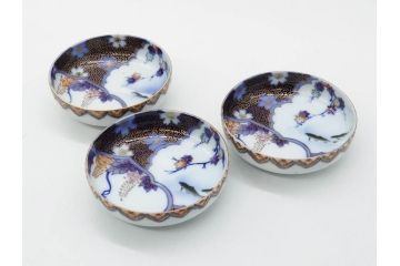 戦前　深川製磁　オールド深川　有田焼　染付　色絵　金彩　鯉　約10cm　3.3寸　艶やかな色付が美しい小皿3枚セット(魚、紅葉、桐、藤の花、桜、豆皿、和皿、和食器、三寸三分)(R-080078)