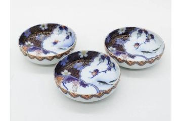 戦前　深川製磁　オールド深川　有田焼　染付　色絵　金彩　鯉　約10cm　3.3寸　艶やかな色付が美しい小皿3枚セット(魚、紅葉、桐、藤の花、桜、豆皿、和皿、和食器、三寸三分)(R-080078)