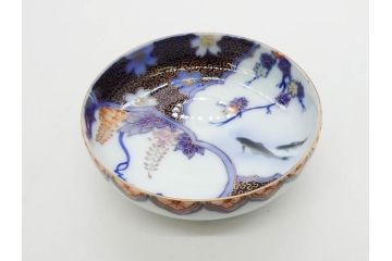 戦前　深川製磁　オールド深川　有田焼　染付　色絵　金彩　鯉　約10cm　3.3寸　艶やかな色付が美しい小皿3枚セット(魚、紅葉、桐、藤の花、桜、豆皿、和皿、和食器、三寸三分)(R-080078)