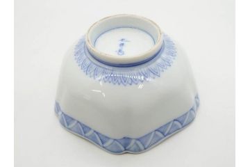 戦前　深川製磁　オールド深川　有田焼　染付　窓絵　松竹梅　約13cm　4.1寸　細かな絵付けが見事な小鉢4客セット(金彩、小槌、船、舟、花、吉祥文様、深鉢、深皿、向付、和皿、和食器、四寸一分)(R-080080)
