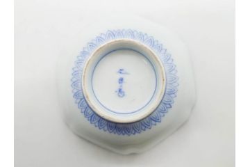 戦前　深川製磁　オールド深川　有田焼　染付　窓絵　松竹梅　約13cm　4.1寸　細かな絵付けが見事な小鉢4客セット(金彩、小槌、船、舟、花、吉祥文様、深鉢、深皿、向付、和皿、和食器、四寸一分)(R-080080)