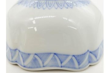 戦前　深川製磁　オールド深川　有田焼　染付　窓絵　松竹梅　約13cm　4.1寸　細かな絵付けが見事な小鉢4客セット(金彩、小槌、船、舟、花、吉祥文様、深鉢、深皿、向付、和皿、和食器、四寸一分)(R-080080)