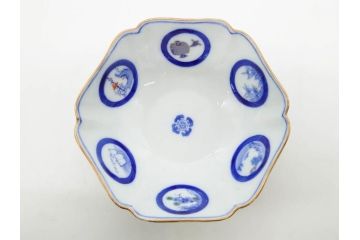 戦前　深川製磁　オールド深川　有田焼　染付　窓絵　松竹梅　約13cm　4.1寸　細かな絵付けが見事な小鉢4客セット(金彩、小槌、船、舟、花、吉祥文様、深鉢、深皿、向付、和皿、和食器、四寸一分)(R-080080)