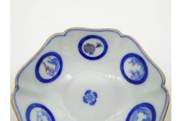 戦前　深川製磁　オールド深川　有田焼　染付　窓絵　松竹梅　約13cm　4.1寸　細かな絵付けが見事な小鉢4客セット(金彩、小槌、船、舟、花、吉祥文様、深鉢、深皿、向付、和皿、和食器、四寸一分)(R-080080)
