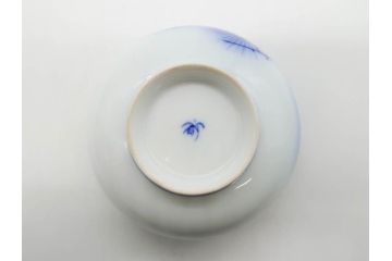 戦前　オールド香蘭社　有田焼　染付　松　気品を感じる湯呑み5客セット(松の実、松ぼっくり、湯のみ、茶器、煎茶、蓋物、蓋付き、金彩、裏印、共箱付き)(R-080084)