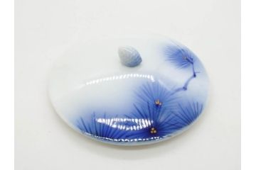 戦前　オールド香蘭社　有田焼　染付　松　気品を感じる湯呑み5客セット(松の実、松ぼっくり、湯のみ、茶器、煎茶、蓋物、蓋付き、金彩、裏印、共箱付き)(R-080084)