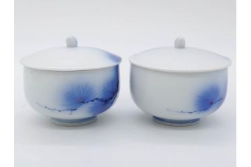 戦前　オールド香蘭社　有田焼　染付　松　気品を感じる湯呑み5客セット(松の実、松ぼっくり、湯のみ、茶器、煎茶、蓋物、蓋付き、金彩、裏印、共箱付き)(R-080084)
