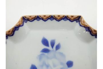 戦前　深川製磁　有田焼　染付　金彩　バラ　約16cm　5.2寸　縁のデザインが優美な変形皿5枚セット(薔薇、ローズ、花、中皿、なます皿、和皿、和食器、裏印、共箱付き、五寸二分)(R-080085)