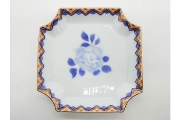 戦前　深川製磁　有田焼　染付　金彩　バラ　約16cm　5.2寸　縁のデザインが優美な変形皿5枚セット(薔薇、ローズ、花、中皿、なます皿、和皿、和食器、裏印、共箱付き、五寸二分)(R-080085)