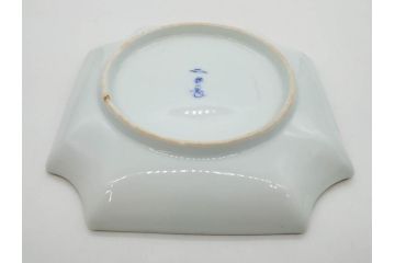 戦前　深川製磁　有田焼　染付　金彩　バラ　約16cm　5.2寸　縁のデザインが優美な変形皿5枚セット(薔薇、ローズ、花、中皿、なます皿、和皿、和食器、裏印、共箱付き、五寸二分)(R-080085)
