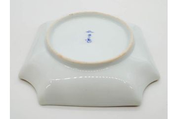 戦前　深川製磁　有田焼　染付　金彩　バラ　約16cm　5.2寸　縁のデザインが優美な変形皿5枚セット(薔薇、ローズ、花、中皿、なます皿、和皿、和食器、裏印、共箱付き、五寸二分)(R-080085)