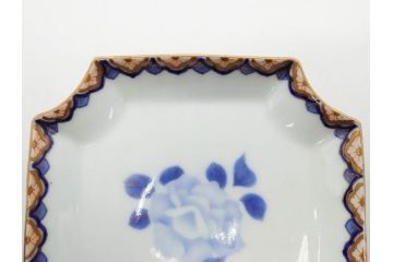 戦前　深川製磁　有田焼　染付　金彩　バラ　約16cm　5.2寸　縁のデザインが優美な変形皿5枚セット(薔薇、ローズ、花、中皿、なます皿、和皿、和食器、裏印、共箱付き、五寸二分)(R-080085)