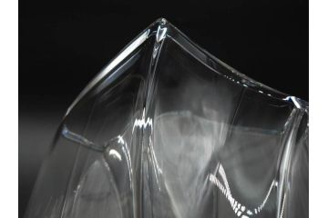 フランス　Baccarat　バカラ　RRigot(リゴット)　高さ 約27cm　エレガントな曲線美が美しいフラワーベース(花器、花生け、花瓶、花入れ、フルレッドクリスタルガラス、共箱付き)(R-080090)