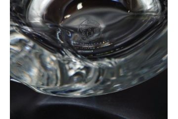 フランス　Baccarat　バカラ　RRigot(リゴット)　高さ 約27cm　エレガントな曲線美が美しいフラワーベース(花器、花生け、花瓶、花入れ、フルレッドクリスタルガラス、共箱付き)(R-080090)
