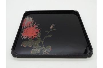 黒江漆器　木製　木皿　菊模様　花のデザインが目を引く小盆5枚セット(漆器、お盆、トレイ、トレー、銘々盆、共箱付き)(R-080093)