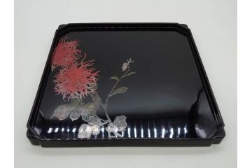 黒江漆器　木製　木皿　菊模様　花のデザインが目を引く小盆5枚セット(漆器、お盆、トレイ、トレー、銘々盆、共箱付き)(R-080093)