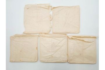 黒江漆器　木製　木皿　菊模様　花のデザインが目を引く小盆5枚セット(漆器、お盆、トレイ、トレー、銘々盆、共箱付き)(R-080093)