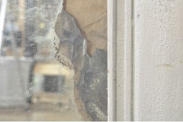 フランスアンティーク　ペイント仕上げ限定　シャビーペイントがお洒落なゆらゆらウォールミラー(姿見、壁掛け鏡)(R-080097)