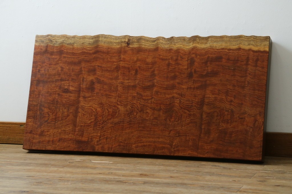 和製ビンテージ　波打つ木目が味わい深いブビンガの小さな一枚板　(R-080105)