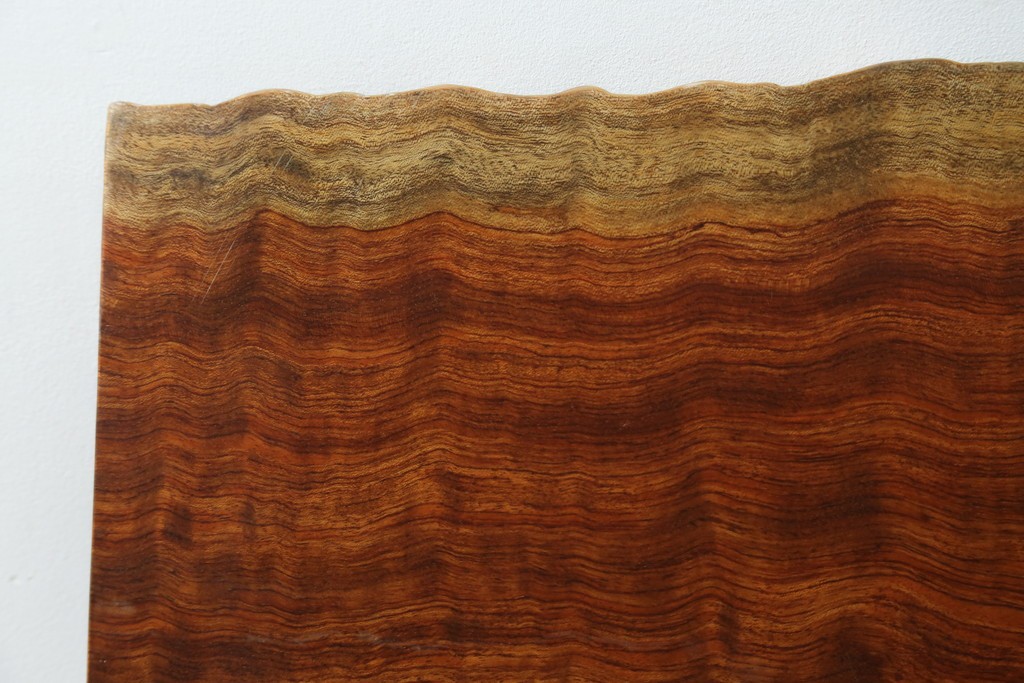 和製ビンテージ　波打つ木目が味わい深いブビンガの小さな一枚板　(R-080105)