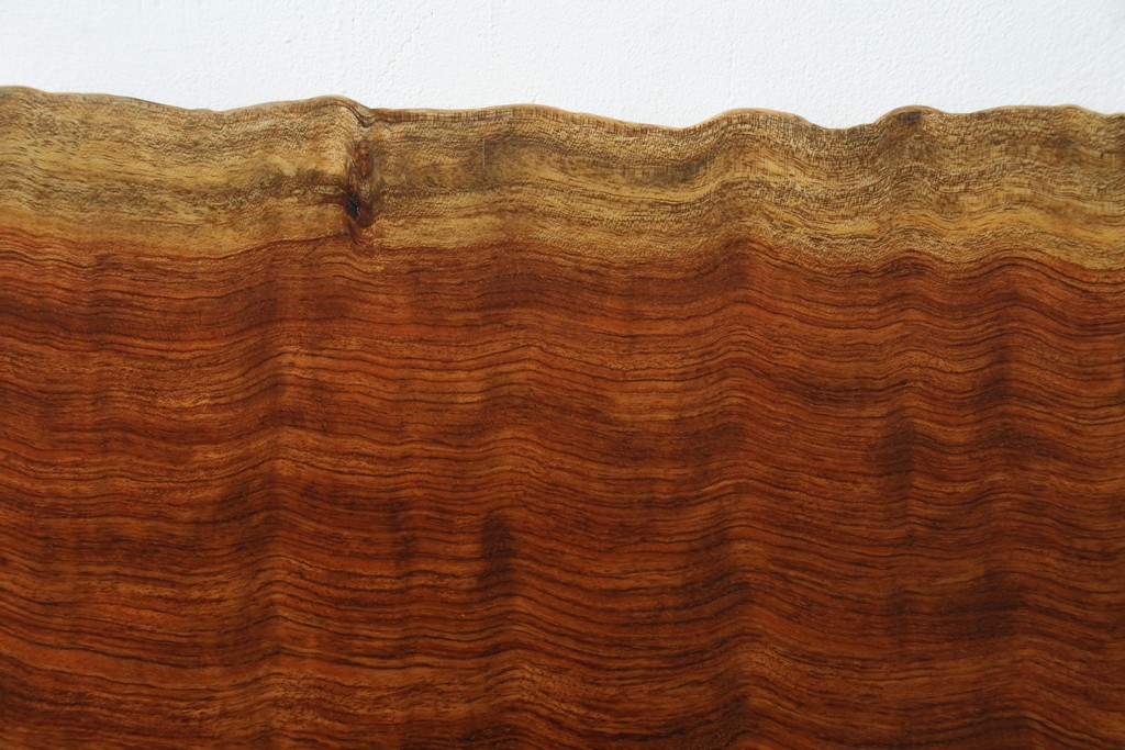 和製ビンテージ　波打つ木目が味わい深いブビンガの小さな一枚板　(R-080105)