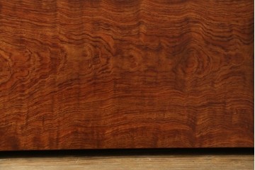 和製ビンテージ　波打つ木目が味わい深いブビンガの小さな一枚板　(R-080105)