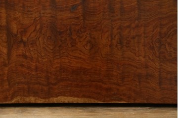 和製ビンテージ　波打つ木目が味わい深いブビンガの小さな一枚板　(R-080105)