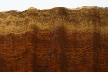 和製ビンテージ　波打つ木目が味わい深いブビンガの小さな一枚板　(R-080105)