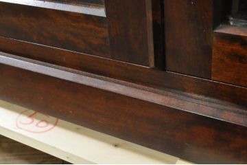 中古　北海道民芸家具　落ち着いた深みのある色合いが美しいサイドボード(サイドキャビネット、戸棚、収納棚)(R-080109)