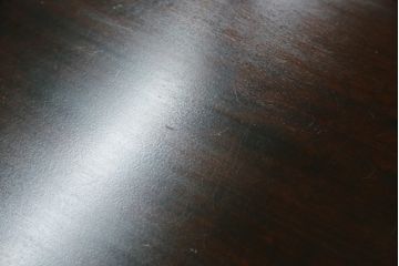 中古　北海道民芸家具　落ち着いた深みのある色合いが美しいサイドボード(サイドキャビネット、戸棚、収納棚)(R-080109)