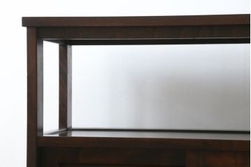 中古　美品　北海道民芸家具　HM105　シンプルモダンなデザインが魅力的な茶棚(茶タンス、収納棚、戸棚、飾り棚)(定価約23万円)(R-080110)