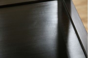 中古　美品　北海道民芸家具　HM105　シンプルモダンなデザインが魅力的な茶棚(茶タンス、収納棚、戸棚、飾り棚)(定価約23万円)(R-080110)