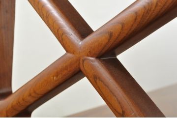 和製ビンテージ　高級工芸家具　側面手彫りくり抜き　総欅(ケヤキ)材　漆塗り　和モダンテイストのお部屋づくりに取り入れたい茶棚(飾り棚、戸棚、収納棚、サイドボード、ヴィンテージ)(R-080112)