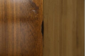 中古　美品　箪笥の松本　時代金具付き　漆塗り　品のある佇まいが和の雰囲気を引き立てる加茂総桐箪笥(総桐たんす、着物箪笥、衣装箪笥、引き出し、和タンス)(定価約65万円)(R-080113)