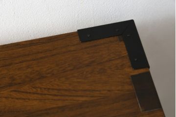 中古　美品　箪笥の松本　時代金具付き　漆塗り　品のある佇まいが和の雰囲気を引き立てる加茂総桐箪笥(総桐たんす、着物箪笥、衣装箪笥、引き出し、和タンス)(定価約65万円)(R-080113)