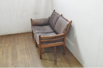 デンマークアンティーク　ILLUM WIKKELSO( イルム・ヴィッケルソー)デザイン　CFC Silkeborg(クリステンセン シルケボー)　Genius(ジーニアス)　ローズウッド　本革(レザー)の経年変化による風合いが味わい深い2人掛けソファ(2P、二人掛け、北欧)(R-080116)