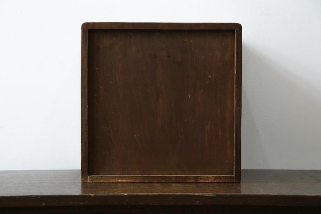 和製ヴィンテージ　軽井沢彫り　細やかな桜の彫刻が美しい小引き出し　(R-080118)